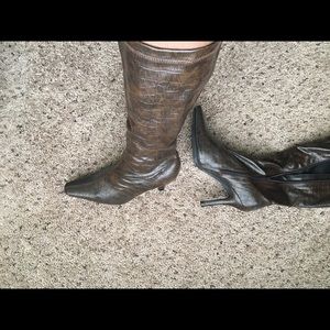 Dark Brown Fitted Calf Boots